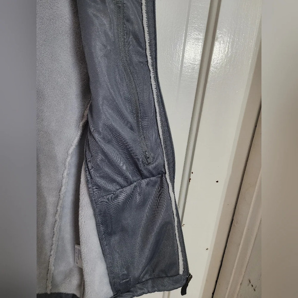 👸🎽 Storm Creek Softshell Vest size Small - Picture 8 of 12